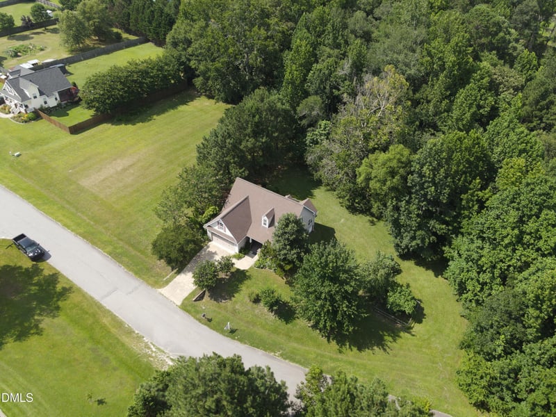 1601 Balkan Rd, Fuquay Varina, NC 27526