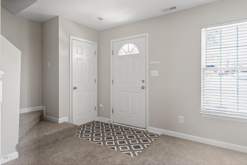 1601 Briarmont Ct, Raleigh, NC 27610