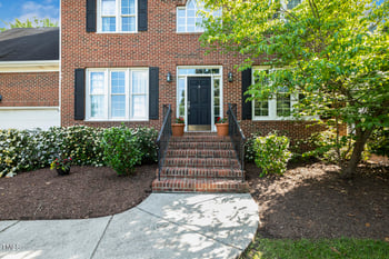 1601 Castalia Dr, Cary, NC 27513