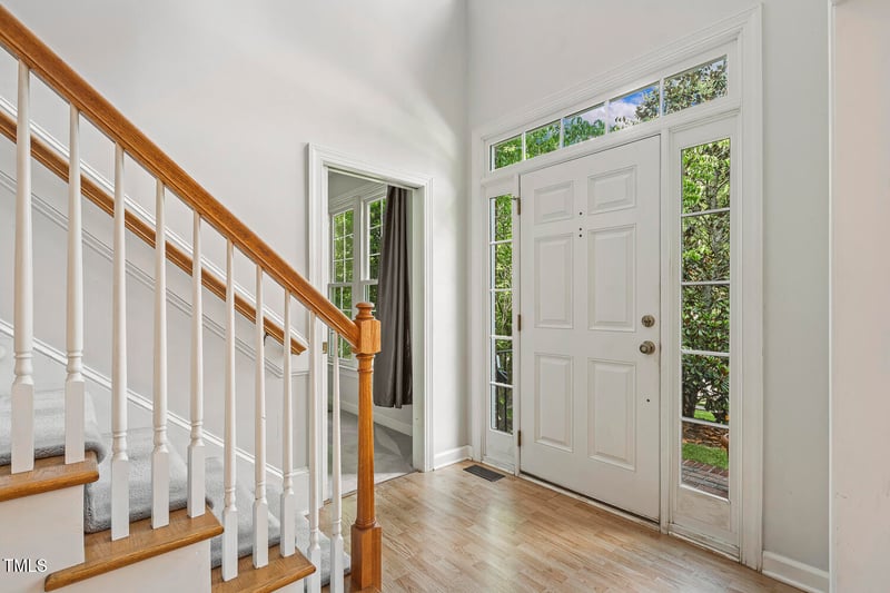 1601 Castalia Dr, Cary, NC 27513