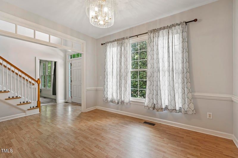 1601 Castalia Dr, Cary, NC 27513