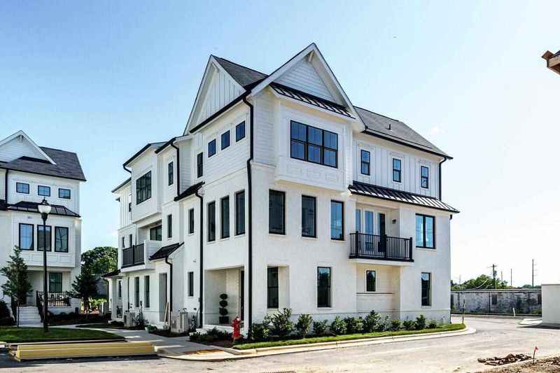 1601 Draper View Loop #101, Raleigh, NC 27608