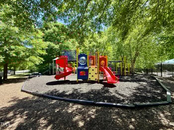 1601 Glazebrook Dr, Wake Forest, NC 27587