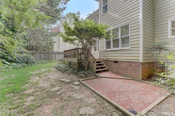 1601 Lethbridge Ct, Raleigh, NC 27606