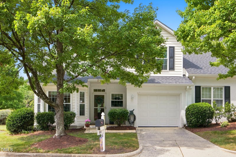 1601 Poets Glade Dr, Apex, NC 27523
