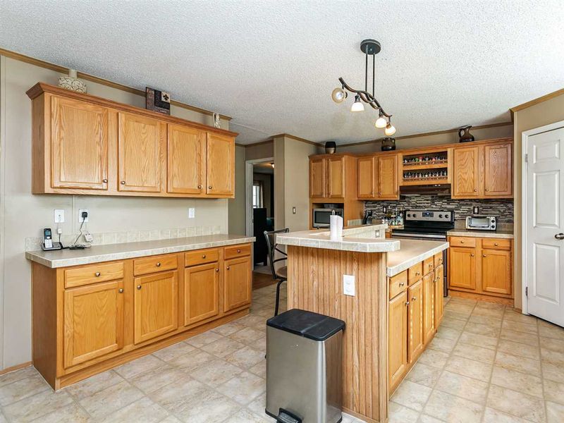 1601 Quiet Oaks Rd, Knightdale, NC 27545