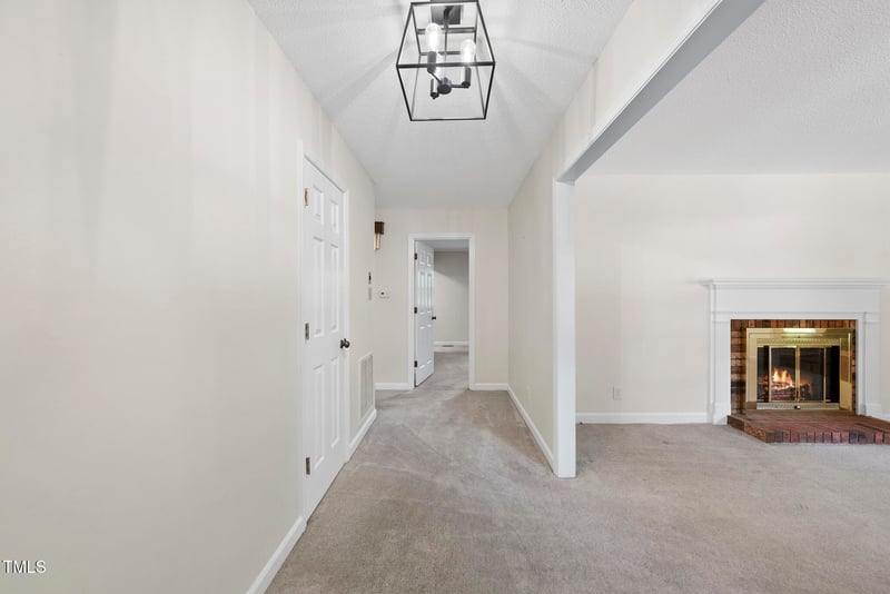 1601 Redmond Dr, Durham, NC 27712