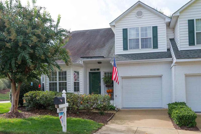 1601 Shepherds Glade Dr, Apex, NC 27523