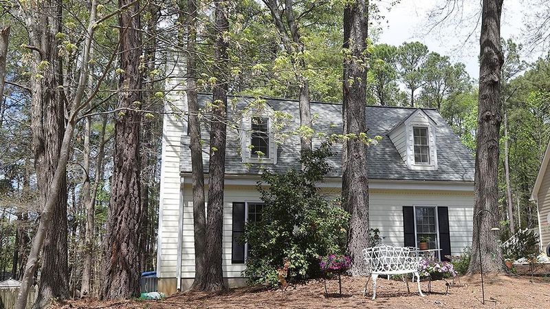 1601 Valley Rn, Durham, NC 27707