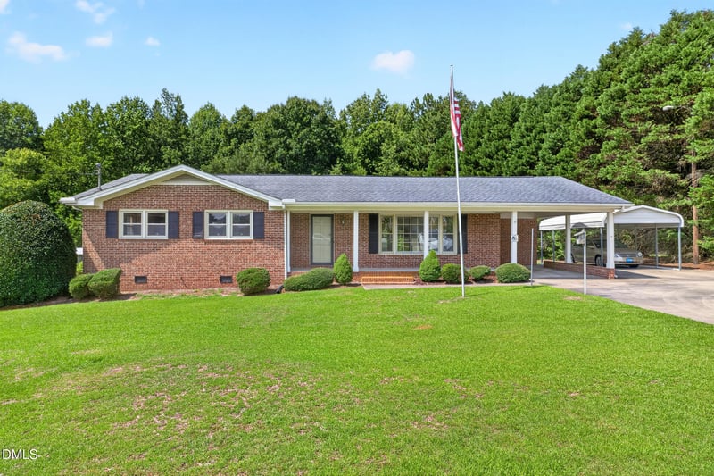 16011 Buffalo Rd, Clayton, NC 27527