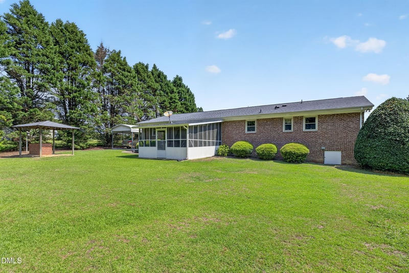 16011 Buffalo Rd, Clayton, NC 27527