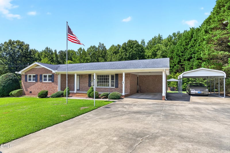 16011 Buffalo Rd, Clayton, NC 27527