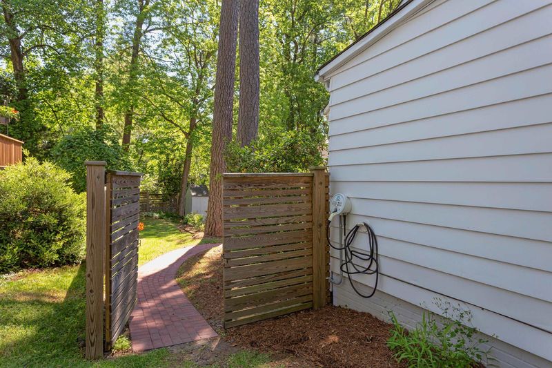 1602 Delaware Ave, Durham, NC 27705