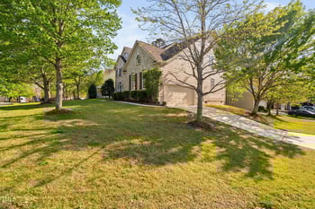 1602 Eagle Lodge Ln, Durham, NC 27703