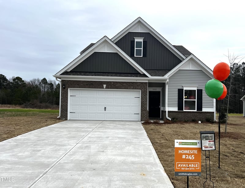 1602 Old Barn Rd #1, Fayetteville, NC 28312