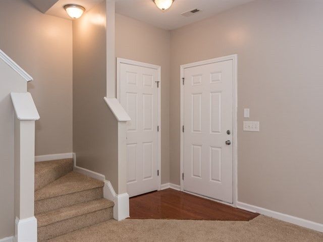 1602 Oxleymare Dr, Raleigh, NC 27610