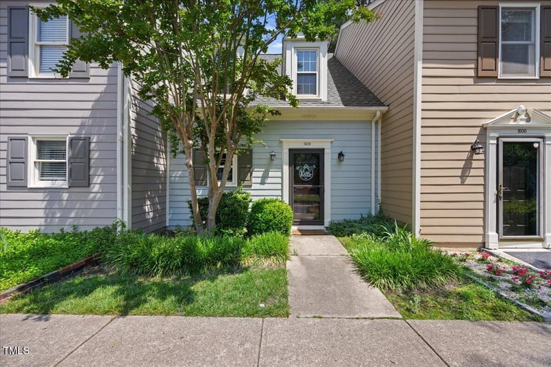 1602 Township Cir, Raleigh, NC 27609