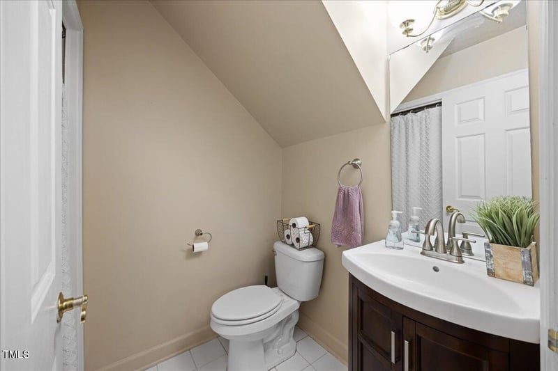 1602 Township Cir, Raleigh, NC 27609