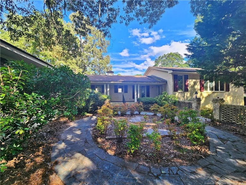 1602 Wellons Ave, Dunn, NC 28334