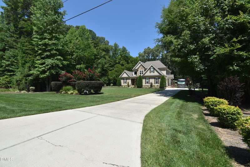 16021 New Light Rd, Wake Forest, NC 27587