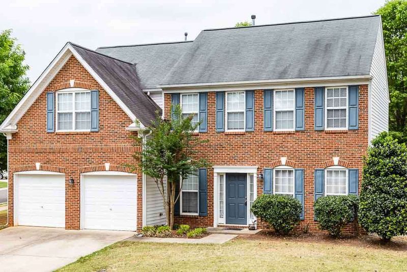 1603 Golden Sun Dr, Raleigh, NC 27614