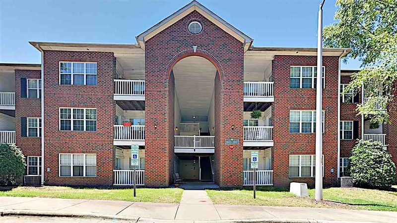 1603 Kenmore Dr, Clayton, NC 27520