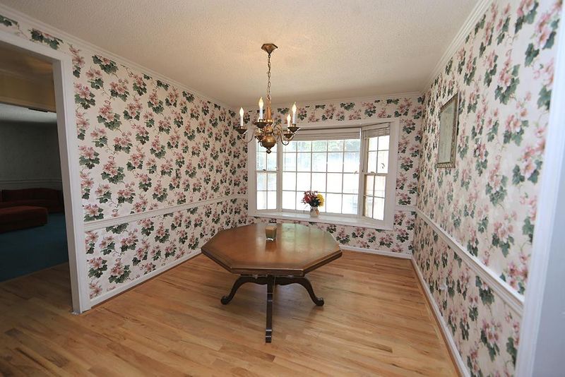 1603 Westhaven Dr, Raleigh, NC 27607