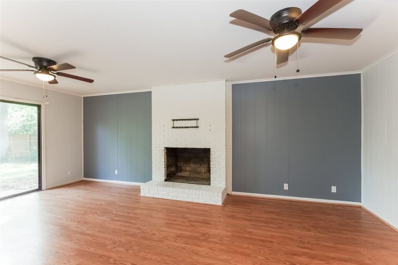 1604 Brooklyn Rd, Apex, NC 27502