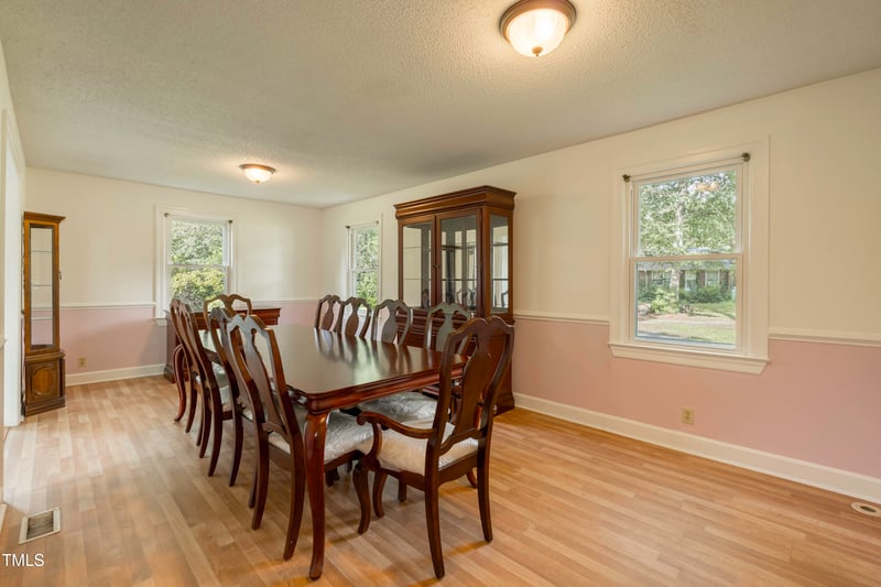 1604 Brunswick Dr, Dunn, NC 28334