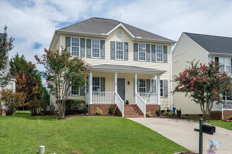1604 Crag Burn Ln, Raleigh, NC 27604