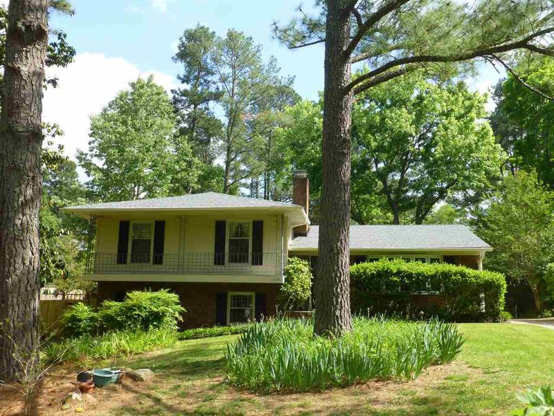 1604 Ferrell Rd, Chapel Hill, NC 27517