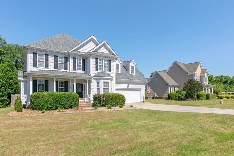 1604 Kendall Hill Rd, Willow Springs, NC 27592