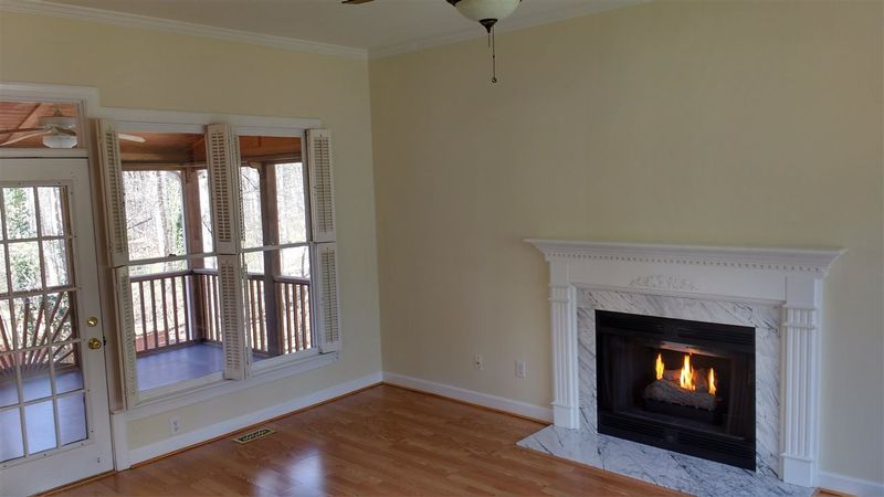 1604 Lethbridge Ct, Raleigh, NC 27606