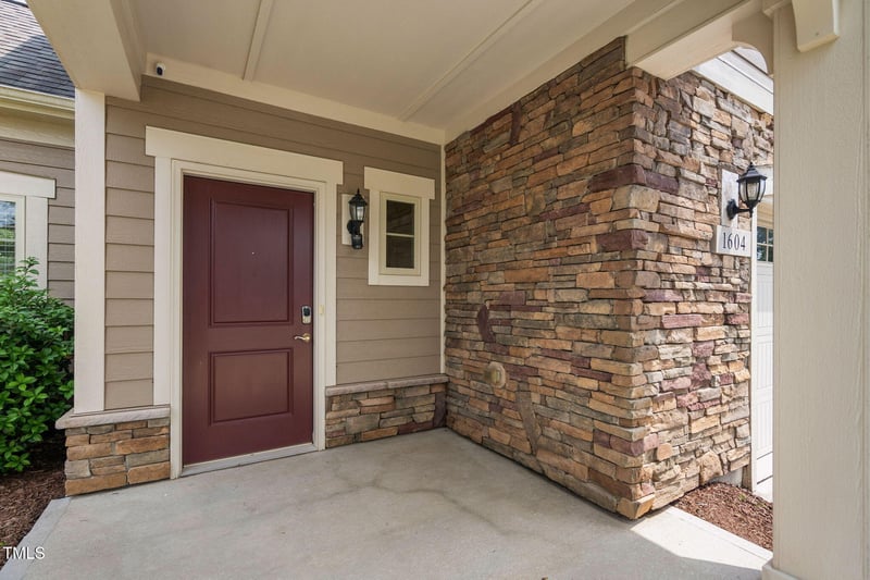 1604 Vineyard Mist Dr, Cary, NC 27519
