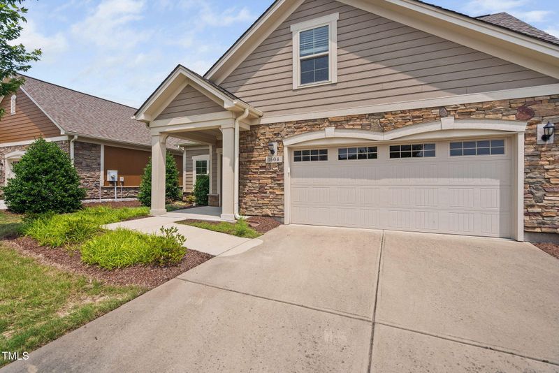 1604 Vineyard Mist Dr, Cary, NC 27519