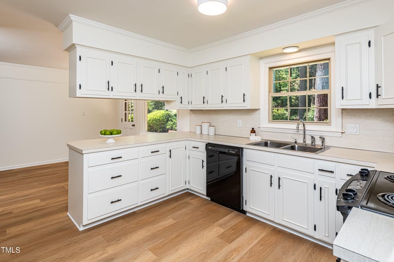 1604 Westbridge Ct, Raleigh, NC 27606