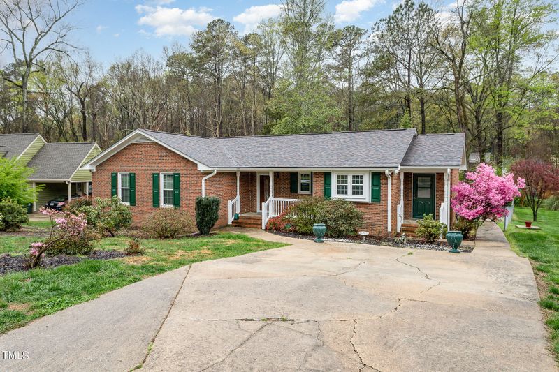 1604 Woods Creek Dr, Garner, NC 27529