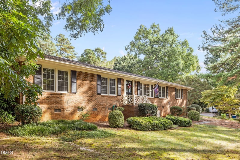 1605 Beechwood Dr, Raleigh, NC 27609