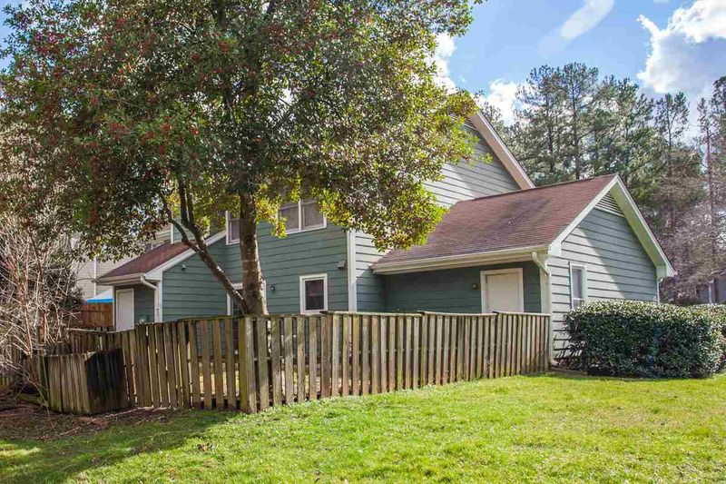 1605 Budwood Dr, Raleigh, NC 27609
