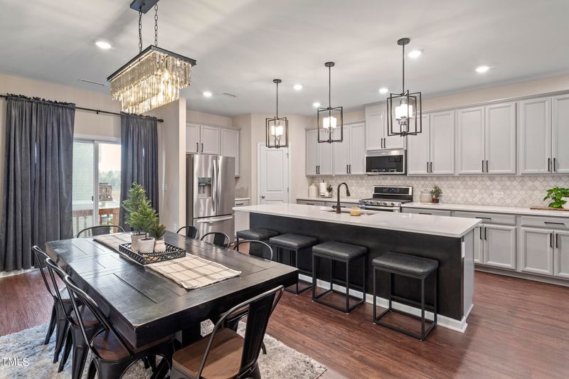 1605 Clayfire Dr, Cary, NC 27519