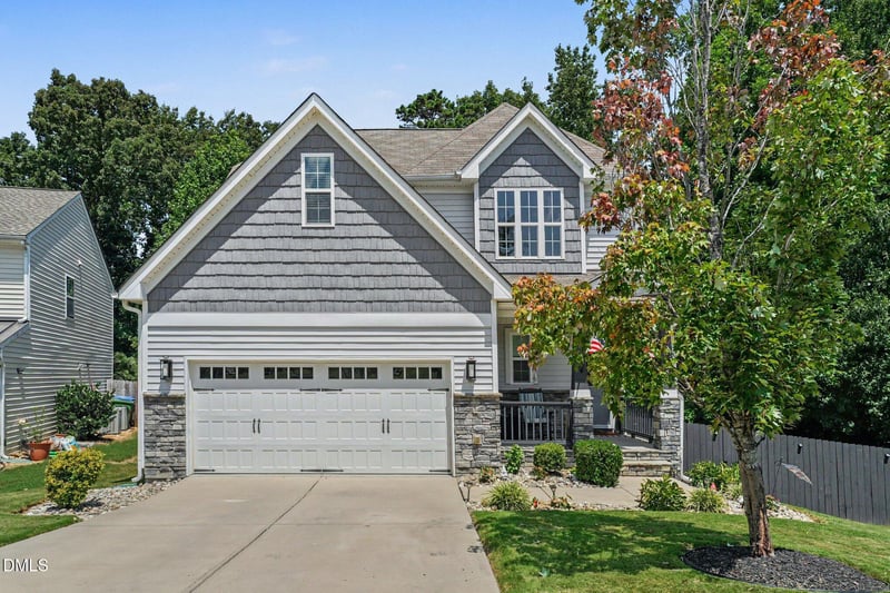 1605 Essexwood Dr, Fuquay Varina, NC 27526