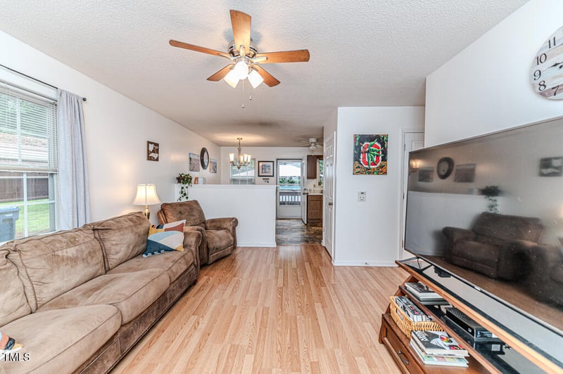 1605 Goldsboro Ave, Sanford, NC 27330