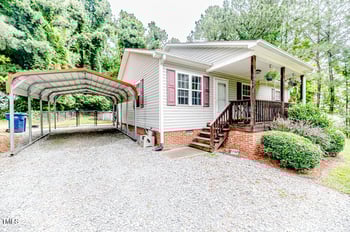 1605 Goldsboro Ave, Sanford, NC 27330