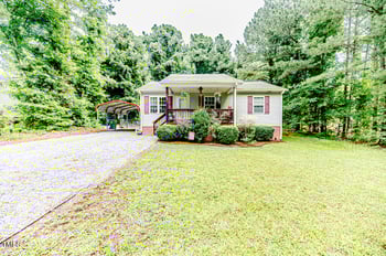 1605 Goldsboro Ave, Sanford, NC 27330