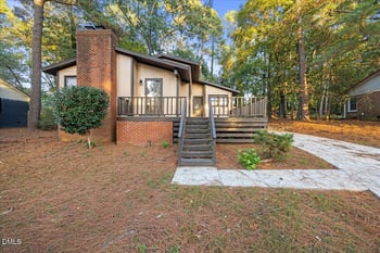 1605 Hickoryridge Ct, Fayetteville, NC 28304