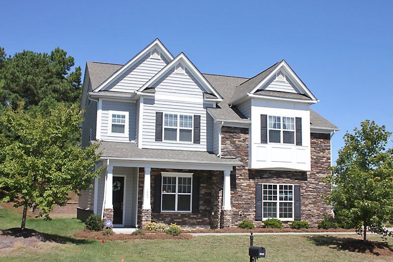 1605 Laurel Park Pl, Cary, NC 27511