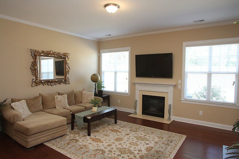 1605 Laurel Park Pl, Cary, NC 27511