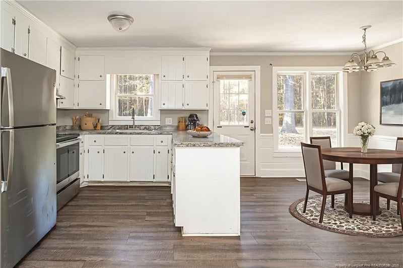 1605 Owls Nest Rd, Sanford, NC 27330