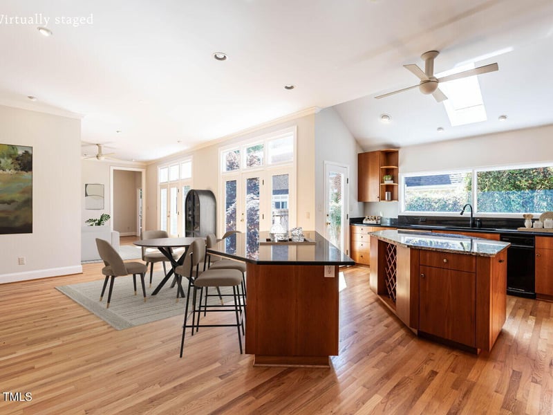 1605 Park Dr, Raleigh, NC 27605