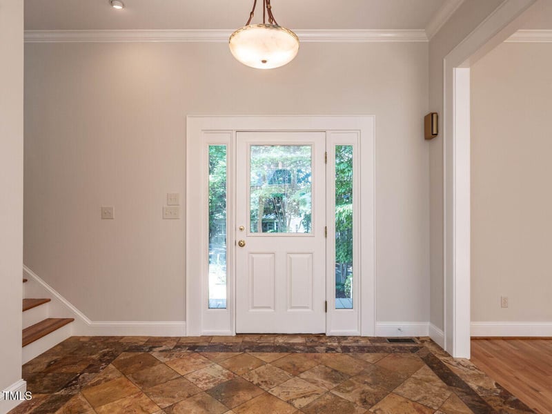 1605 Park Dr, Raleigh, NC 27605